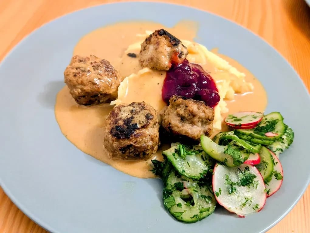 Schwedische Fleischklößchen (Köttbullar)